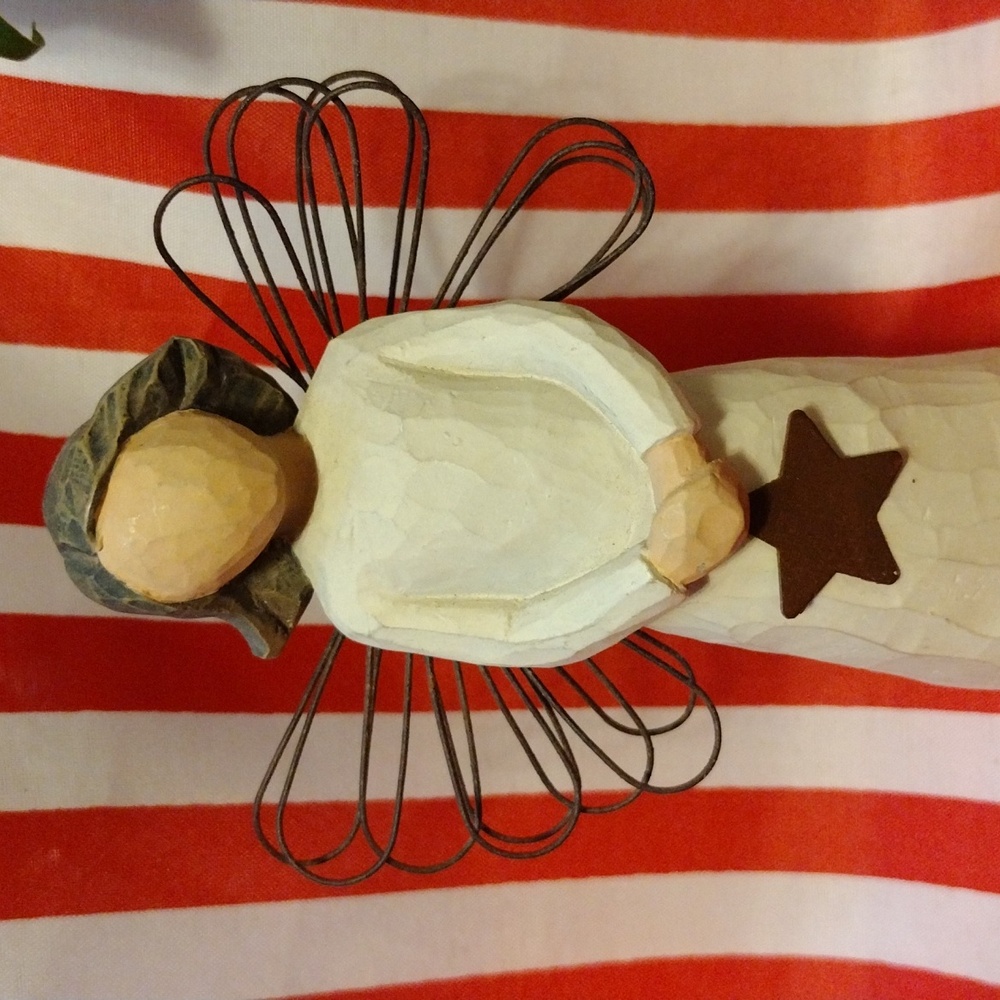 Willow Tree Figurine Angel of Light